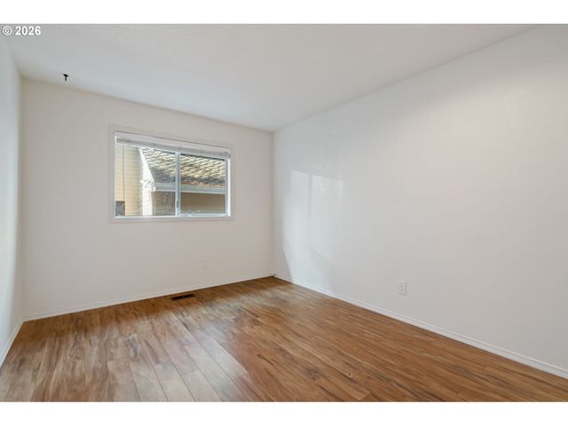 15100 Sw GULL Dr, Beaverton, OR 97007