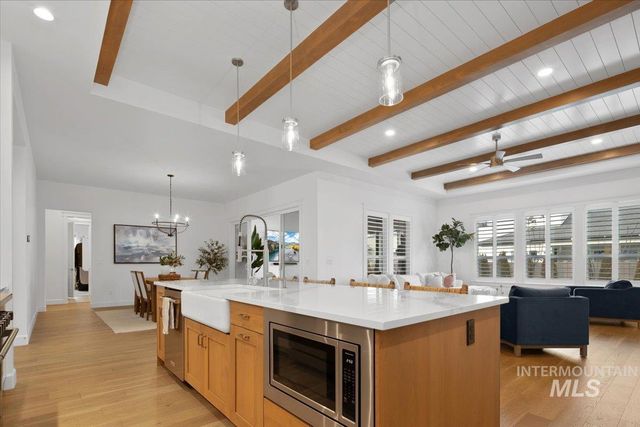 2260 E Timber Trail St, Kuna, ID 83634