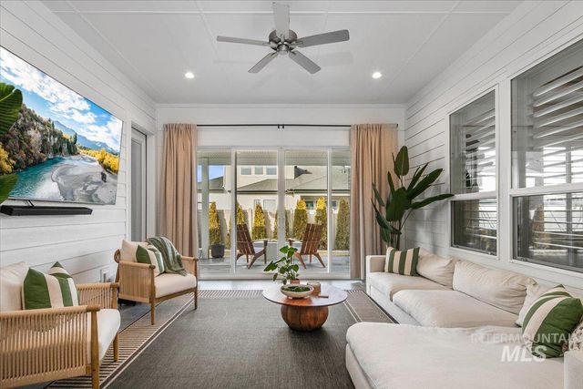 2260 E Timber Trail St, Kuna, ID 83634