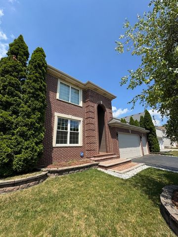 412 Merry Oaks Road, Streamwood, IL 60107