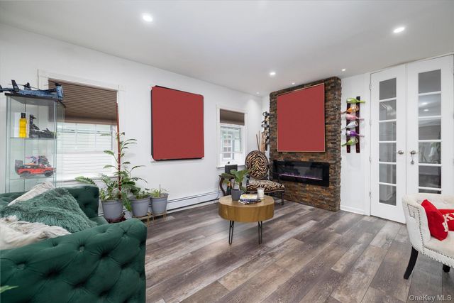 582 Washington Avenue, West Hempstead, NY 11552