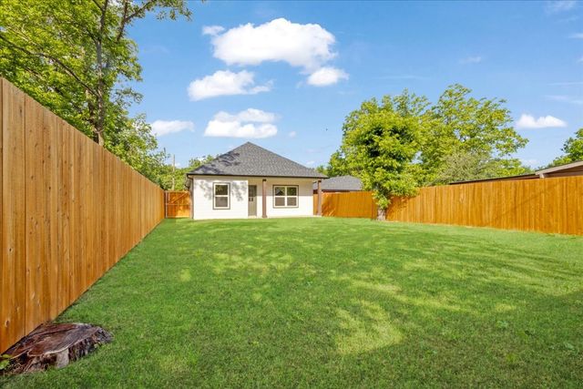 413 N Colbert Avenue, Sherman, TX 75090