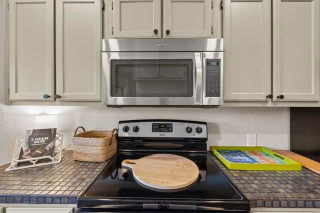 8200 Neely DR 125, Austin, TX 78759