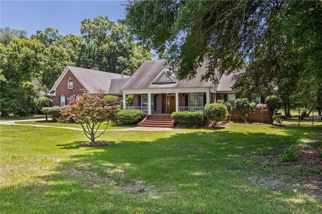 234 Autumn Drive, Saraland, AL 36571