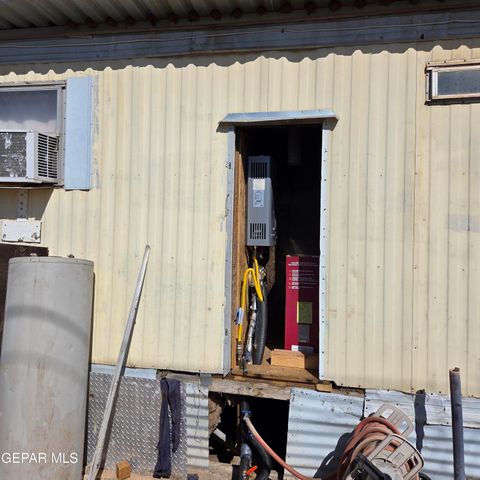 8809 KINGSWAY Drive, Canutillo, TX 79835