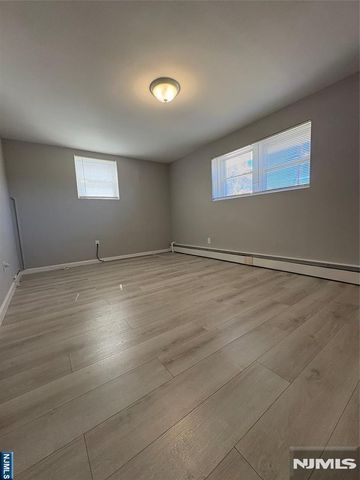 15 Dell Glen Avenue, Lodi, NJ 07644
