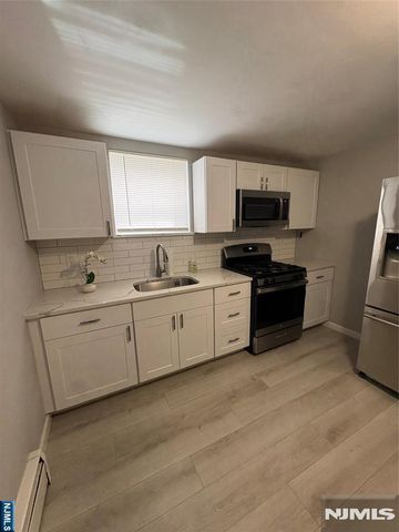 15 Dell Glen Avenue, Lodi, NJ 07644