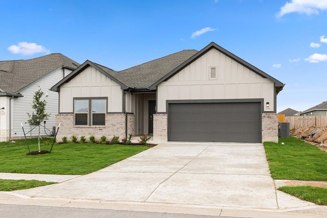 208 Lazy Lizzy RD, Jarrell, TX 76537