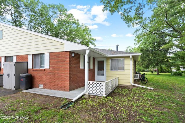 9 D Dove Street D, Manchester, NJ 08759