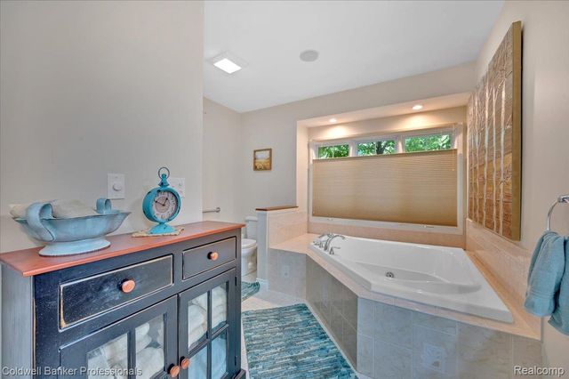 4655 Cusenza Drive, Otter Lake Village, MI 48464