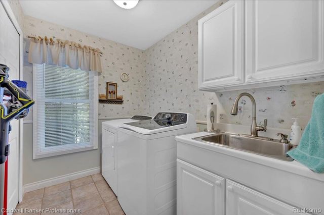 4655 Cusenza Drive, Otter Lake Village, MI 48464