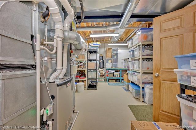 4655 Cusenza Drive, Otter Lake Village, MI 48464