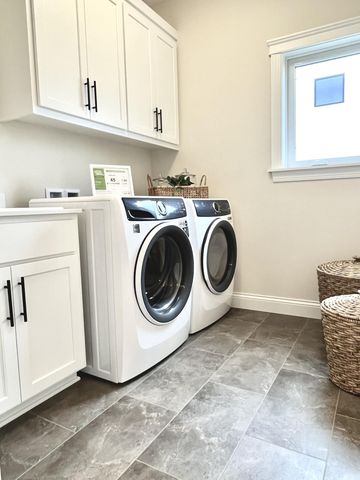 9551 230th Street E, Lakeville, MN 55044