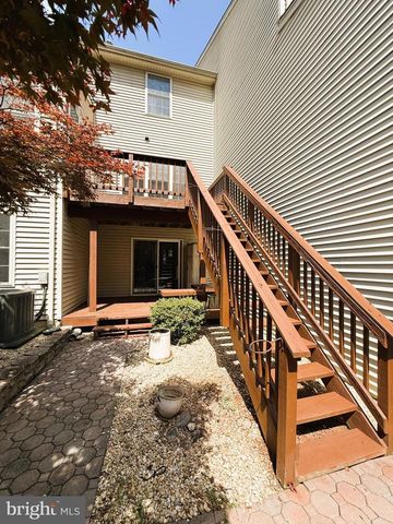 2211 BEAR DEN RD, Frederick, MD 21701