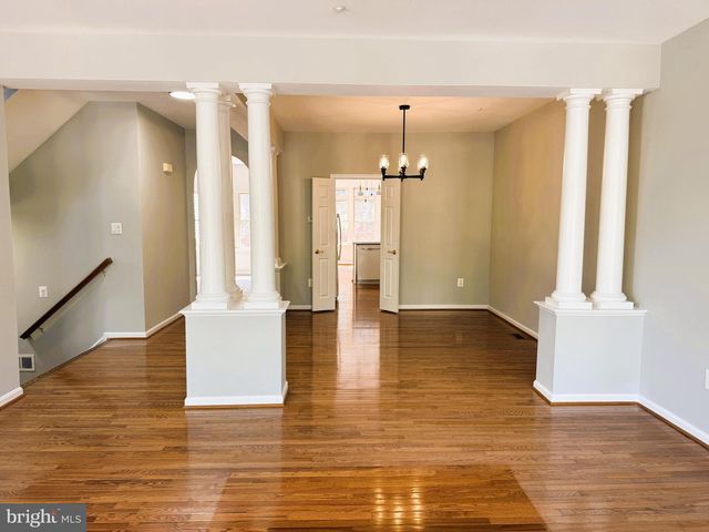 2211 BEAR DEN RD, Frederick, MD 21701