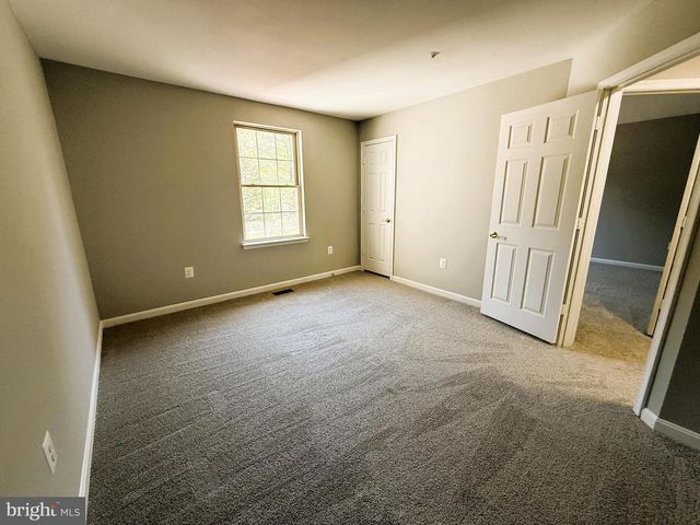 2211 BEAR DEN RD, Frederick, MD 21701