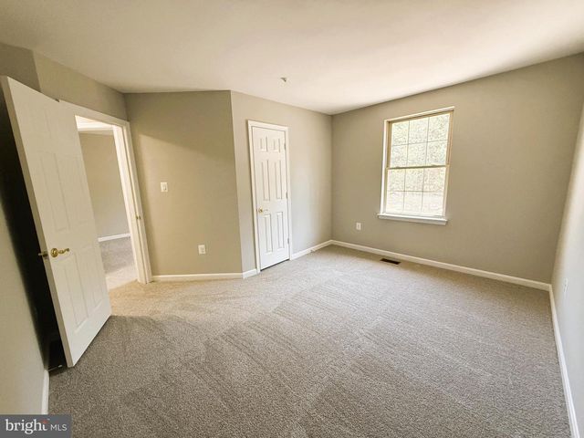 2211 BEAR DEN RD, Frederick, MD 21701