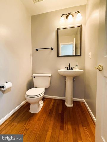 2211 BEAR DEN RD, Frederick, MD 21701