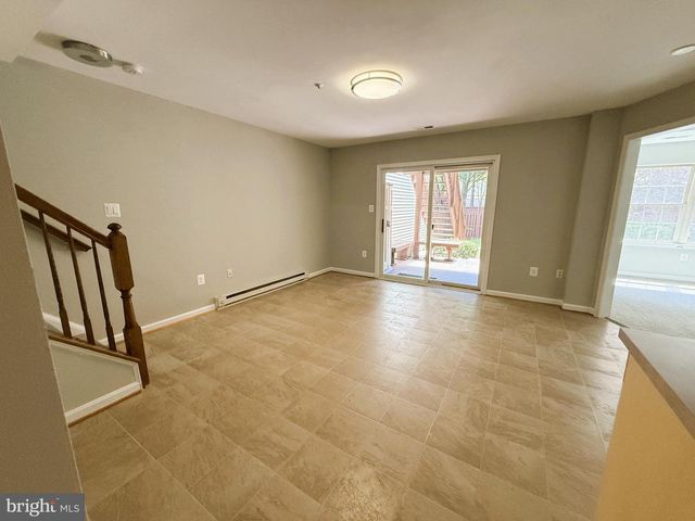 2211 BEAR DEN RD, Frederick, MD 21701