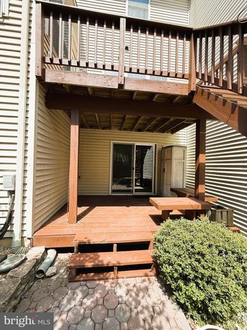 2211 BEAR DEN RD, Frederick, MD 21701