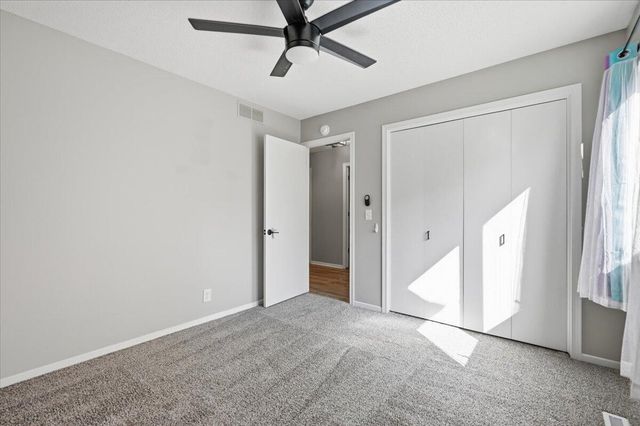 105 KINGSRIDGE Drive, Council Bluffs, IA 51503