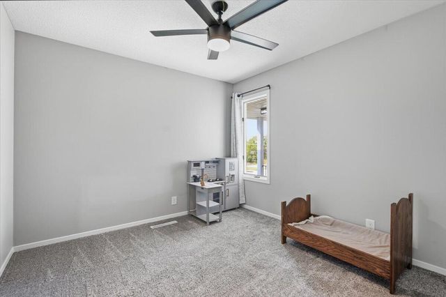 105 KINGSRIDGE Drive, Council Bluffs, IA 51503
