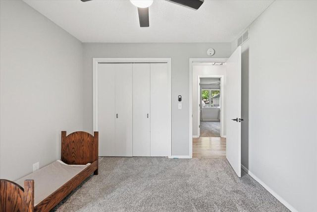 105 KINGSRIDGE Drive, Council Bluffs, IA 51503
