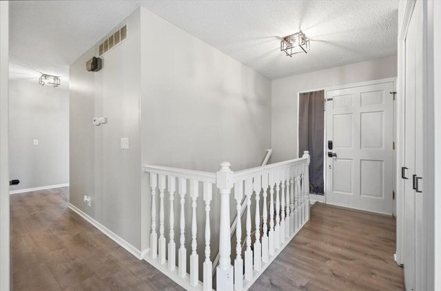 105 KINGSRIDGE Drive, Council Bluffs, IA 51503