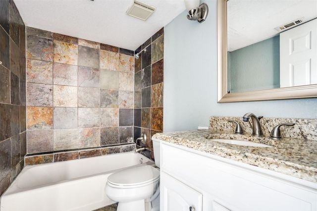 2020 N Garrett Avenue 107, Dallas, TX 75206