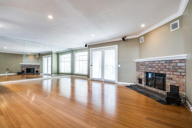 2020 N Garrett Avenue 107, Dallas, TX 75206