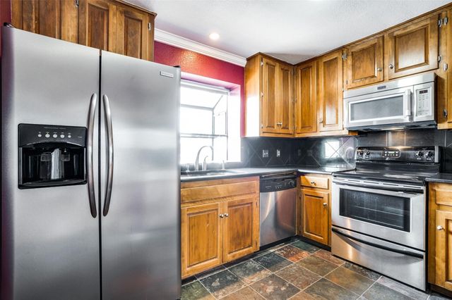 2020 N Garrett Avenue 107, Dallas, TX 75206
