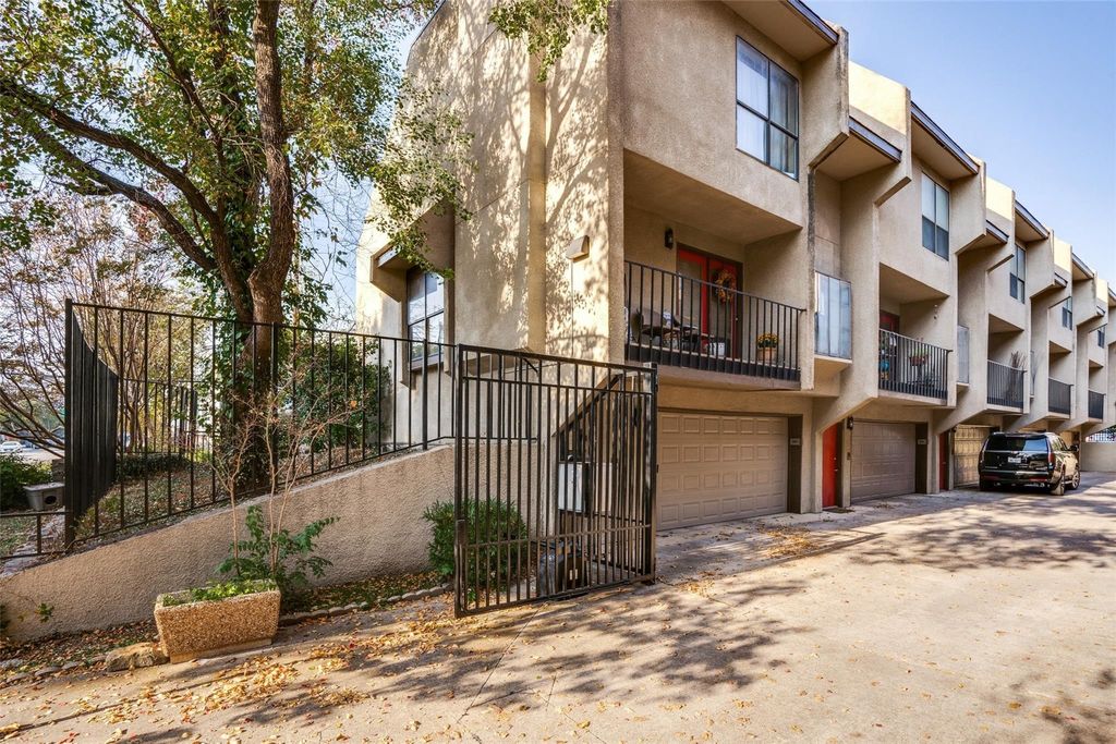 2020 N Garrett Avenue 107, Dallas, TX 75206