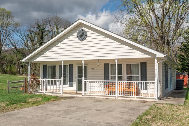 1729 Marvin ST, Roanoke, VA 24014