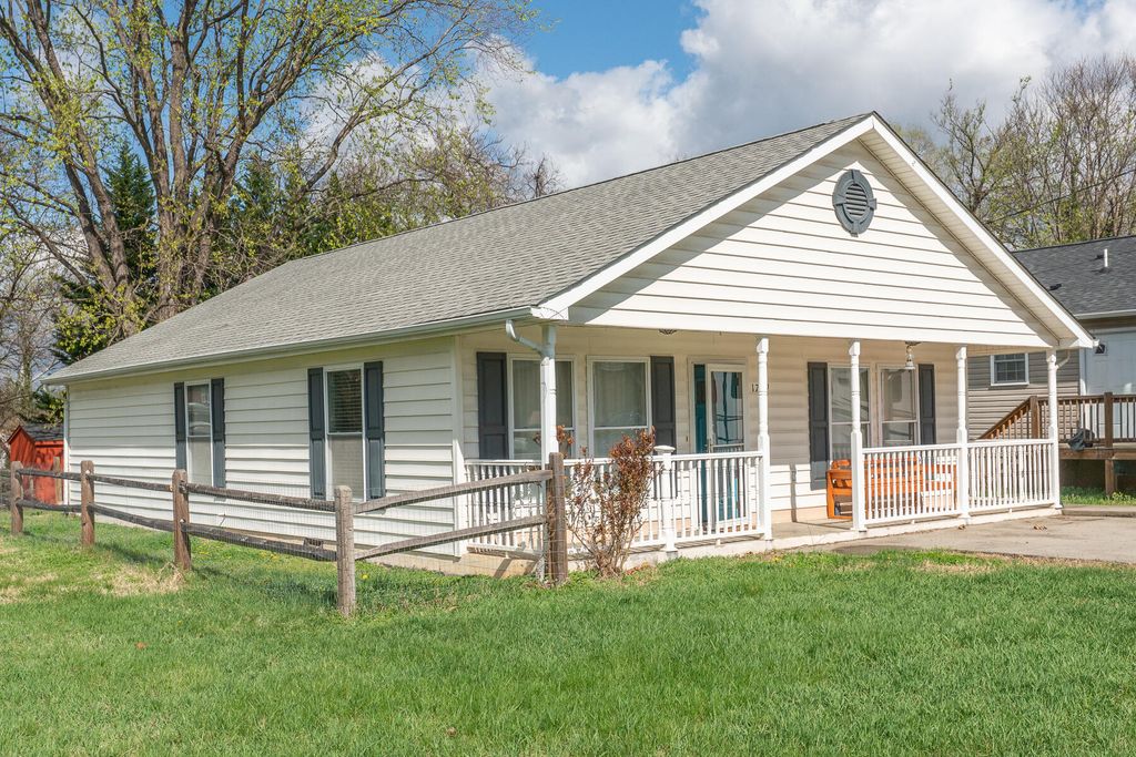 1729 Marvin ST, Roanoke, VA 24014