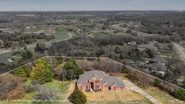 686 Cattlebaron Parc Drive, Fort Worth, TX 76108