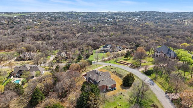 686 Cattlebaron Parc Drive, Fort Worth, TX 76108