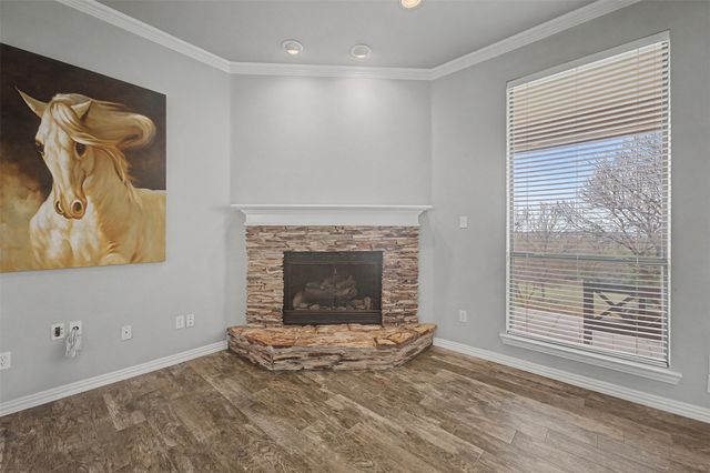 686 Cattlebaron Parc Drive, Fort Worth, TX 76108