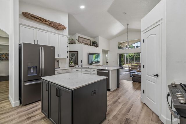 6128 WHIMBRELWOOD DRIVE, Lithia, FL 33547