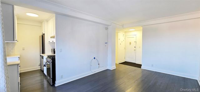 9905 63rd Drive 3O, Rego Park, NY 11374