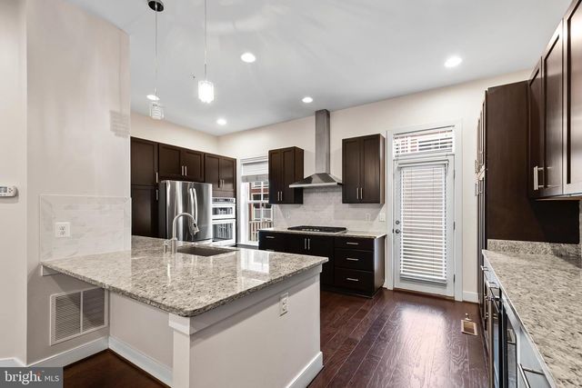 1417 VAN VALKENBURGH LN, Alexandria, VA 22301