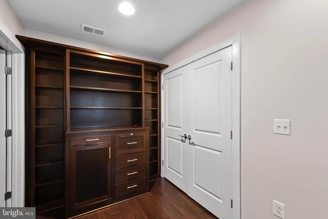 1417 VAN VALKENBURGH LN, Alexandria, VA 22301