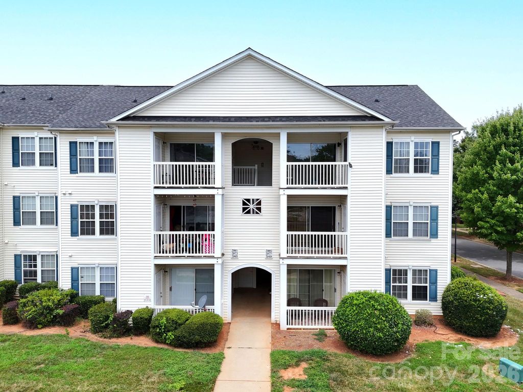 3965 Mohawk Court, Charlotte, NC 28215
