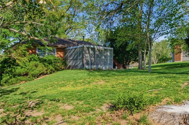 700 Hillcrest Road, Farley, MO 64028