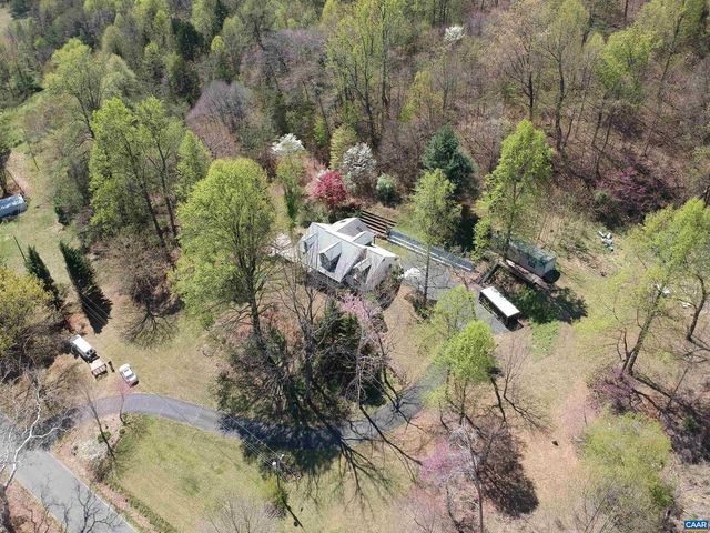 689 MUTTON HOLLOW RD, Stanardsville, VA 22973