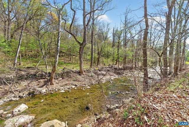 689 MUTTON HOLLOW RD, Stanardsville, VA 22973