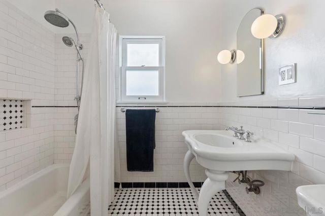 4460 4462 Dayton St, San Diego, CA 92115