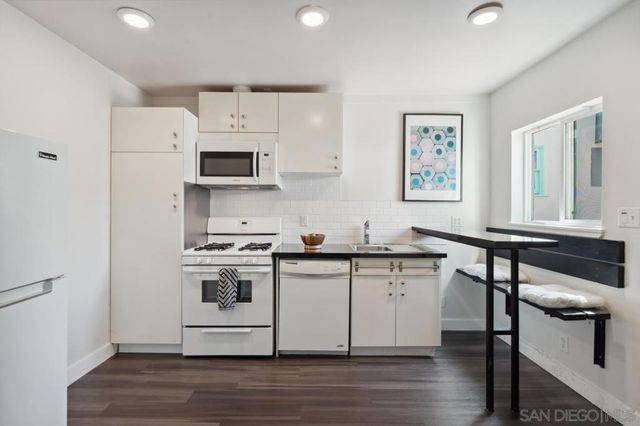 4460 4462 Dayton St, San Diego, CA 92115