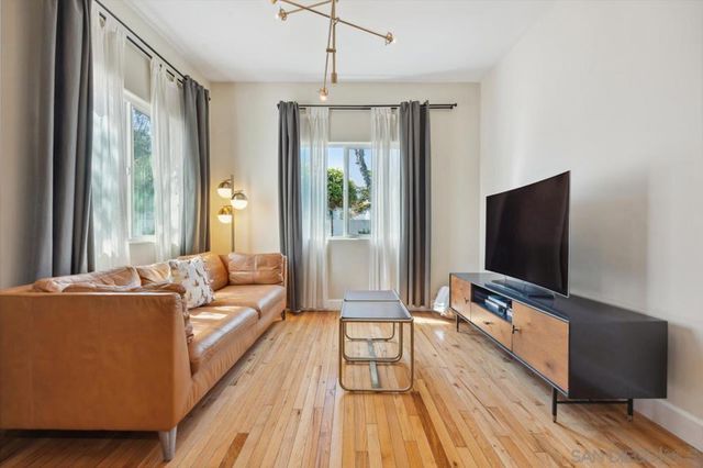 4460 4462 Dayton St, San Diego, CA 92115