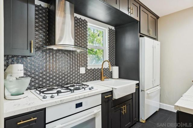 4460 4462 Dayton St, San Diego, CA 92115