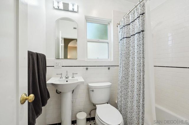 4460 4462 Dayton St, San Diego, CA 92115